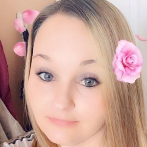 Meet your Posher, Brittney